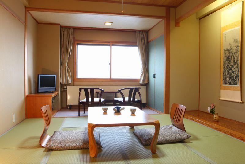 山之內 东馆传统日式旅馆酒店 外观 照片