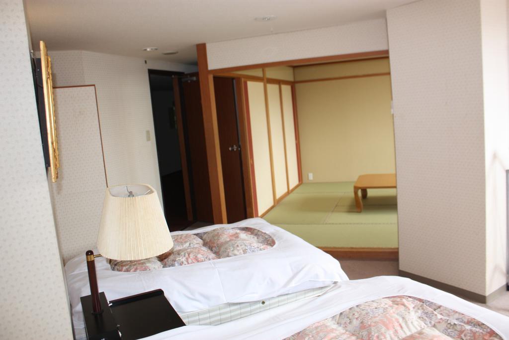 山之內 东馆传统日式旅馆酒店 外观 照片