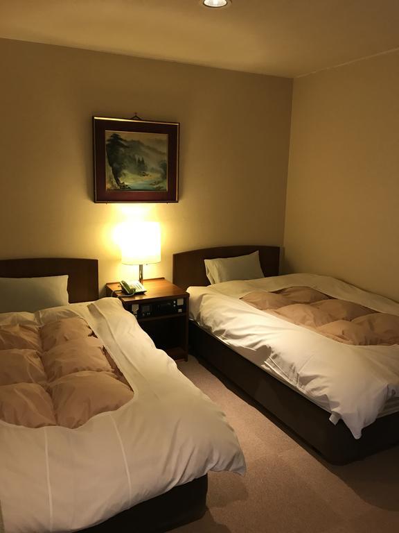 山之內 东馆传统日式旅馆酒店 外观 照片