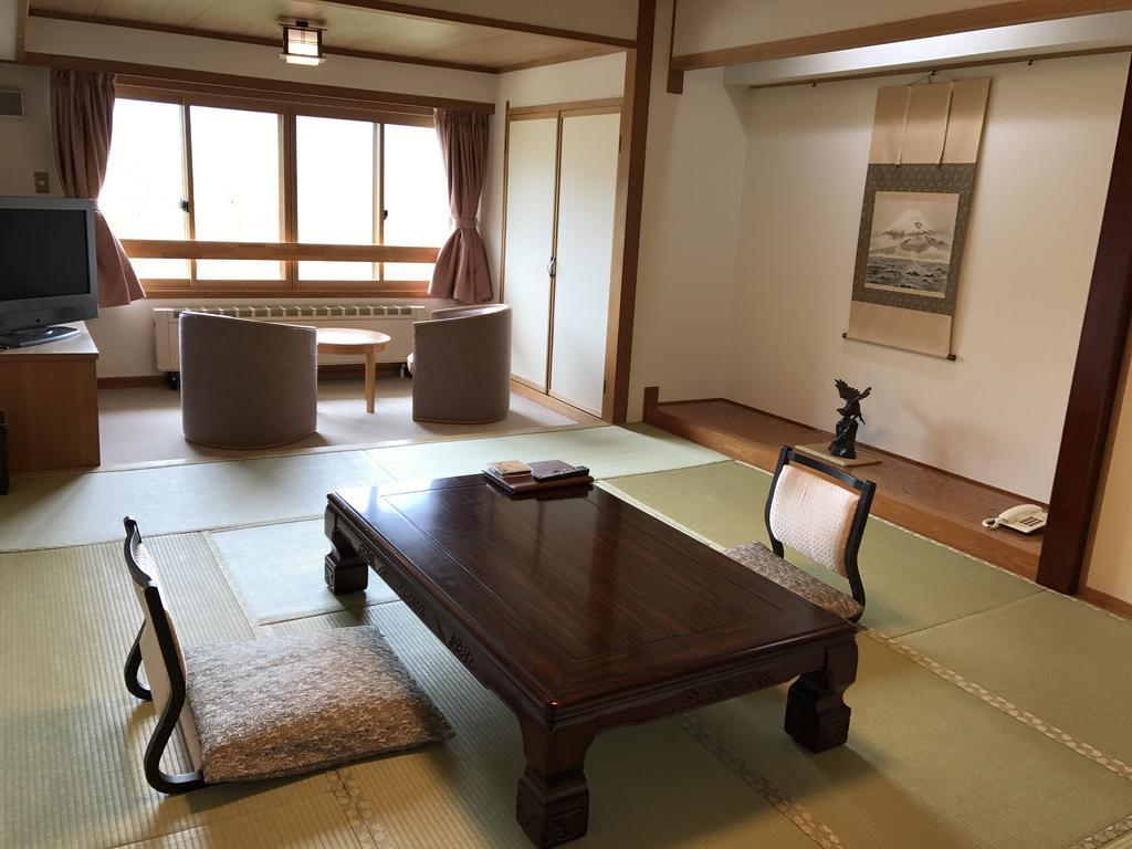山之內 东馆传统日式旅馆酒店 外观 照片