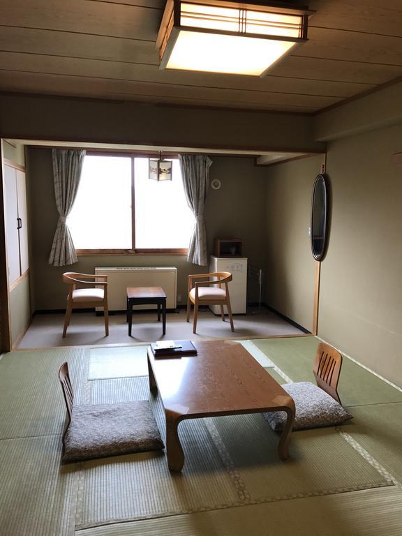 山之內 东馆传统日式旅馆酒店 外观 照片