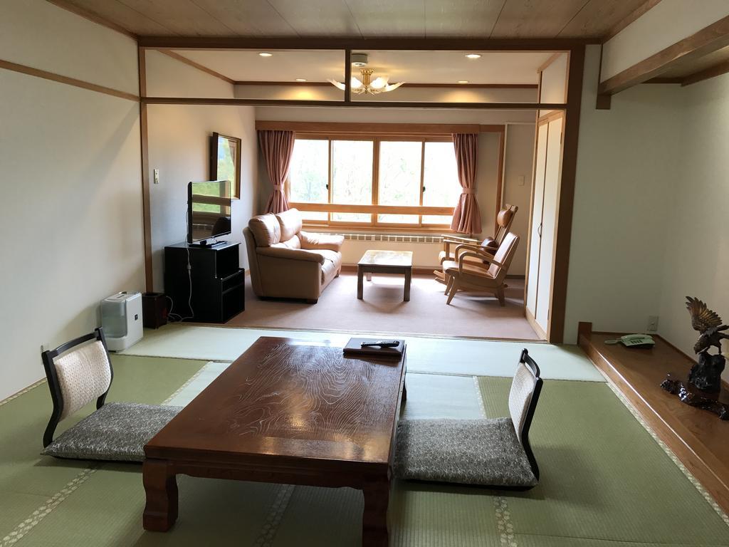 山之內 东馆传统日式旅馆酒店 外观 照片